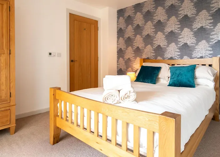 Luxury Centre With Private Parking Leeds (West Yorkshire)