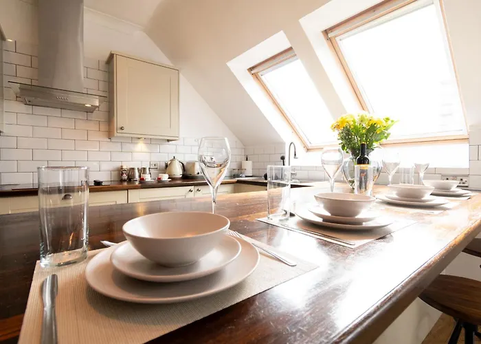 Luxury Centre With Private Parking * Leeds (West Yorkshire)