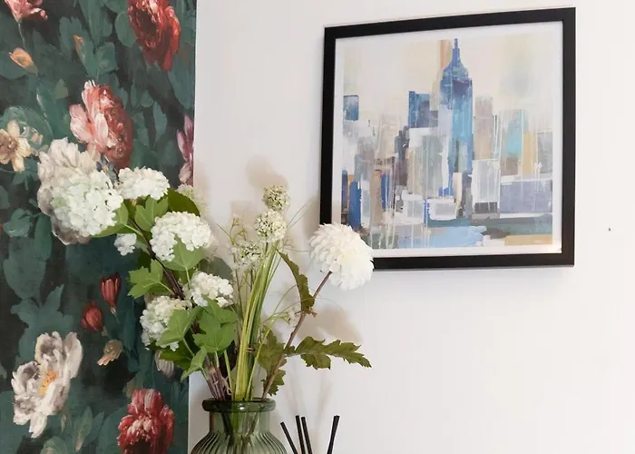 Luxury Centre With Private Parking Apartamento