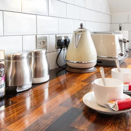 Luxury Centre With Private Parking Leeds (West Yorkshire)