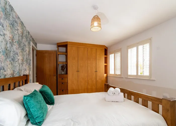 Luxury Centre With Private Parking Apartment