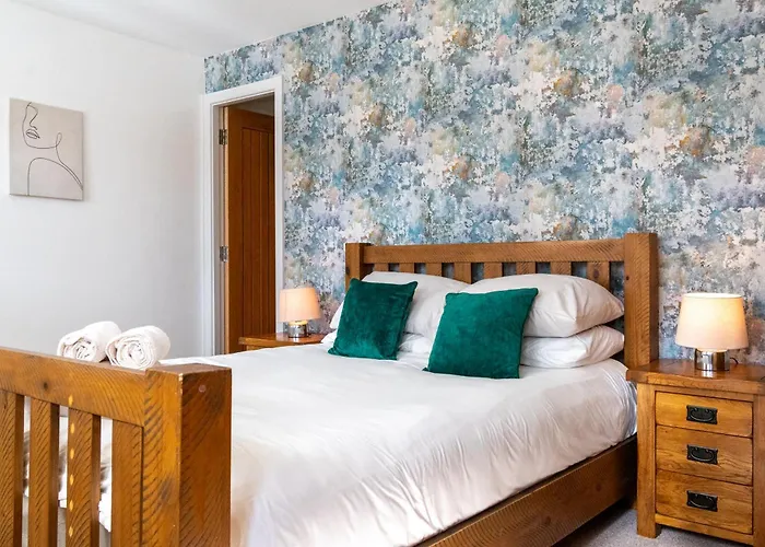 Luxury Centre With Private Parking Leeds (West Yorkshire)