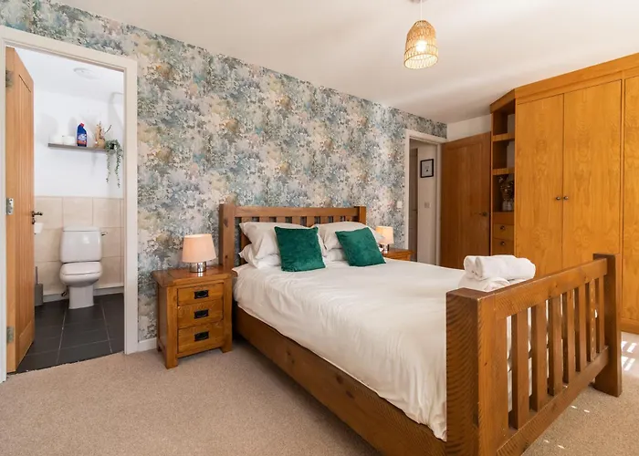 Luxury Centre With Private Parking Apartment *