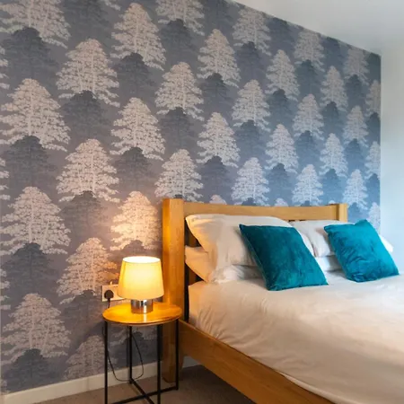 Luxury Centre With Private Parking * Leeds (West Yorkshire)