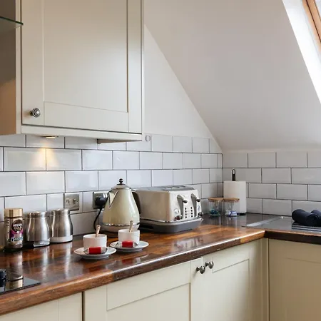 Luxury Centre With Private Parking Lejlighed